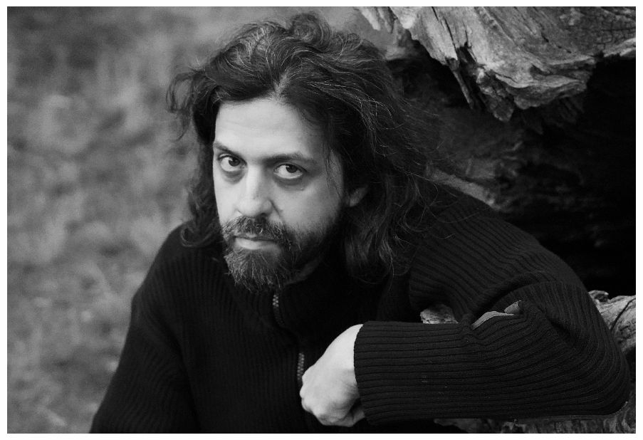 Miguel Coyula (La Habana, Cuba, 1977), escritor y cineasta.