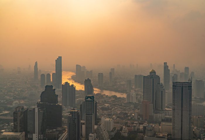 Imagen de la ciudad de Saigón en Viet-Nam, para el poema "Viet-Nam", del libro "Versos de mi silencio" (Ed. Deslinde, Madrid, 2022), de Juan Ruiz de Torres.