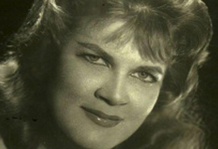 Carilda Oliver, poeta cubana.